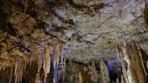 沖縄ワールドの玉泉洞